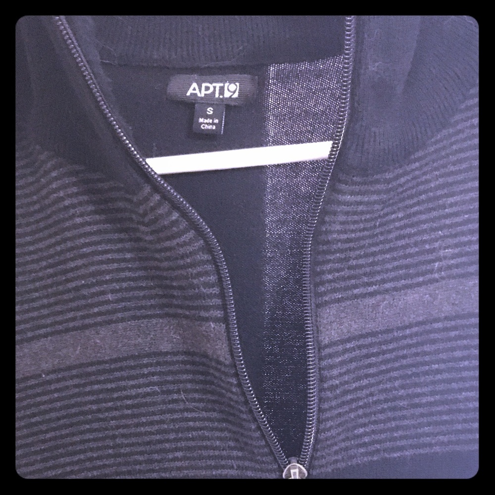 Apt. 9 Sweater Men’s Small